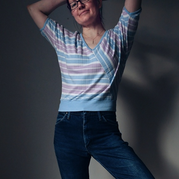 Vintage Catalina V Neck Crop Knit Top - Picture 6 of 6